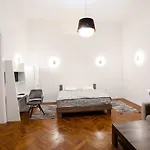 Appartement Chain Bridge Center Dorothea *